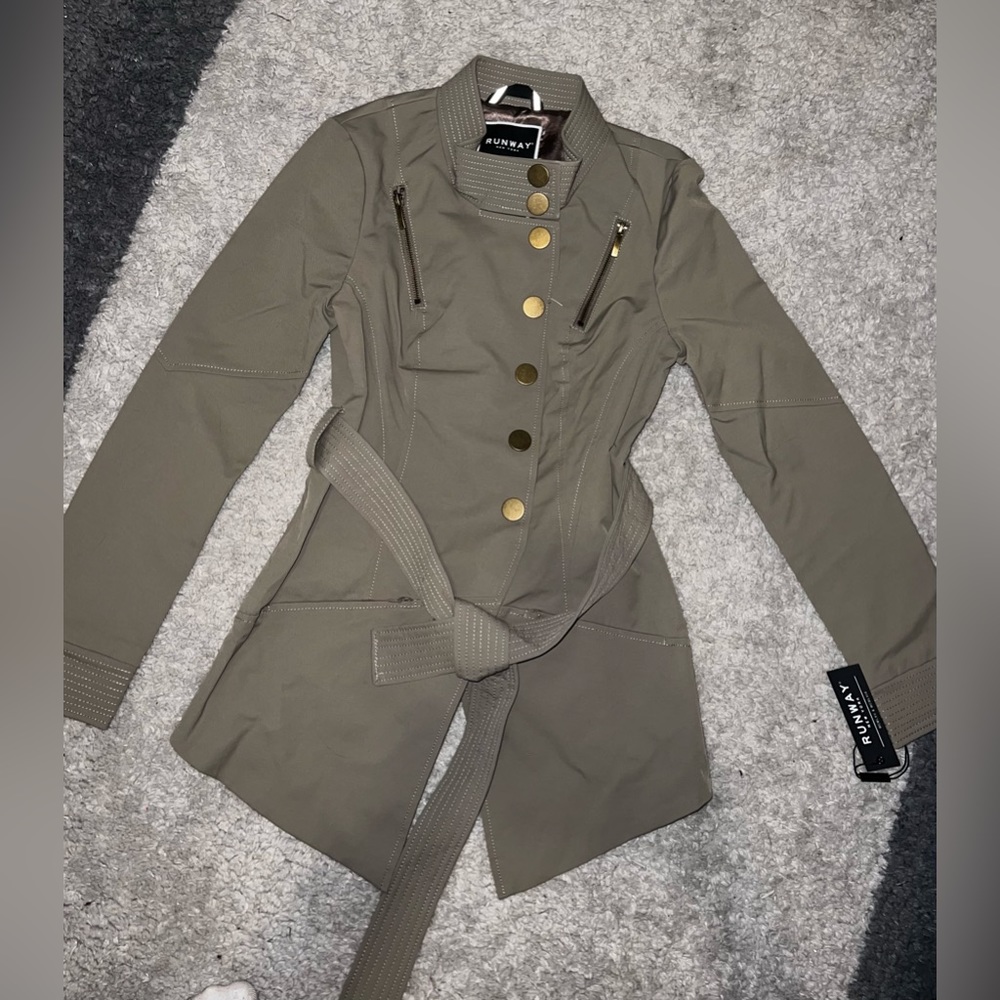 RUNWAY New York jacket
